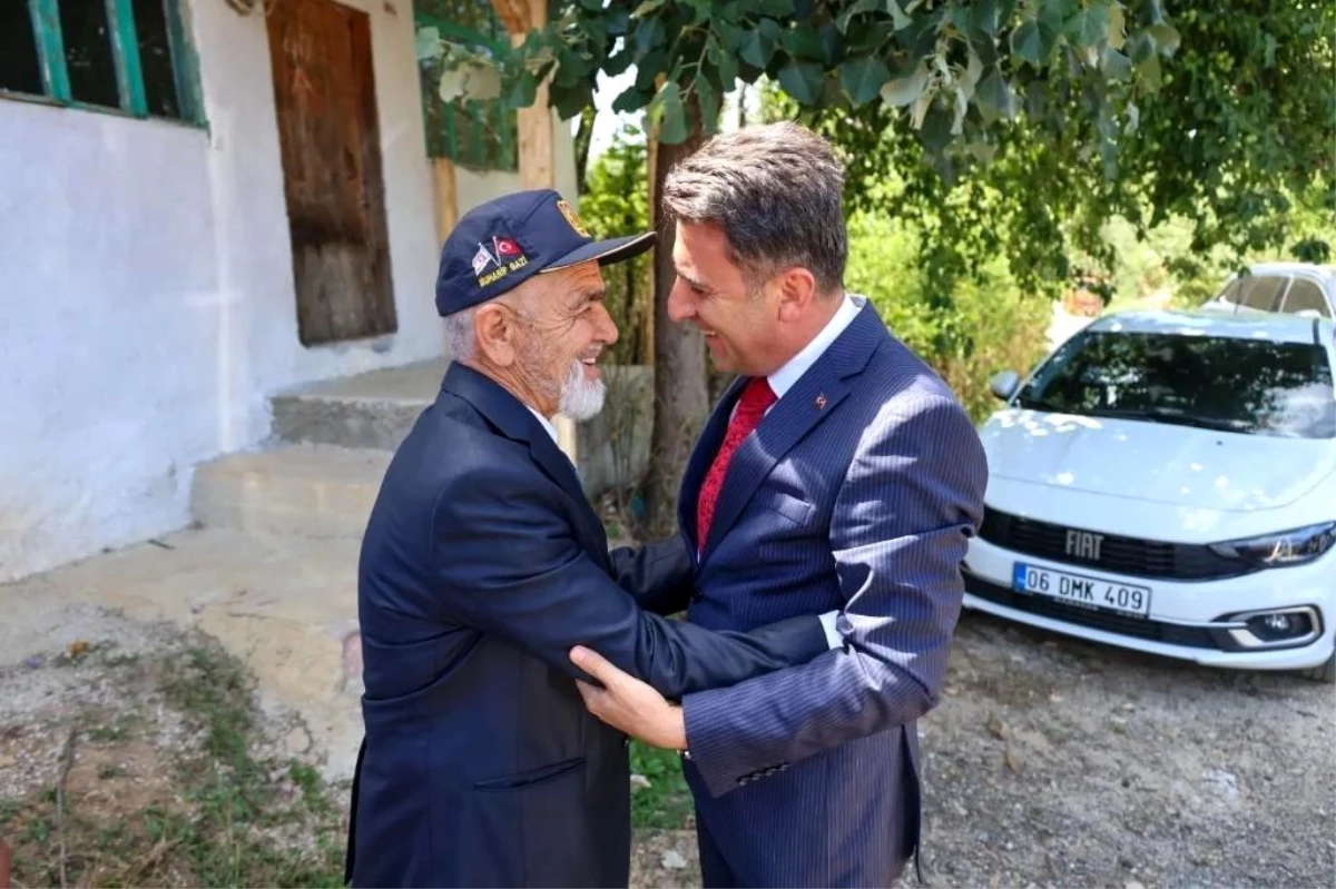 Bilecik Valisi Şefik Aygöl, Kıbrıs Gazisi Osman Kaplan’ı ziyaret etti