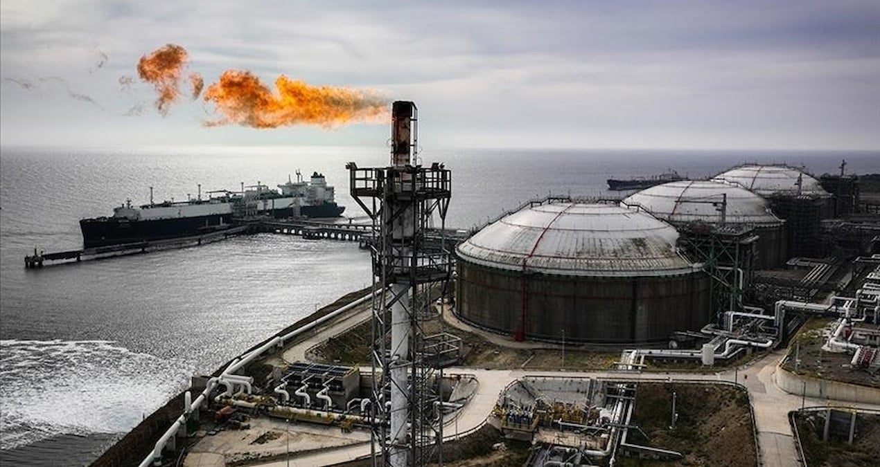 dogal gaz uretimi son 10 yilda zirve yapti fosil yakitlar arasinda en hizli buyuyen enerji kaynagi Gs6U6IQM