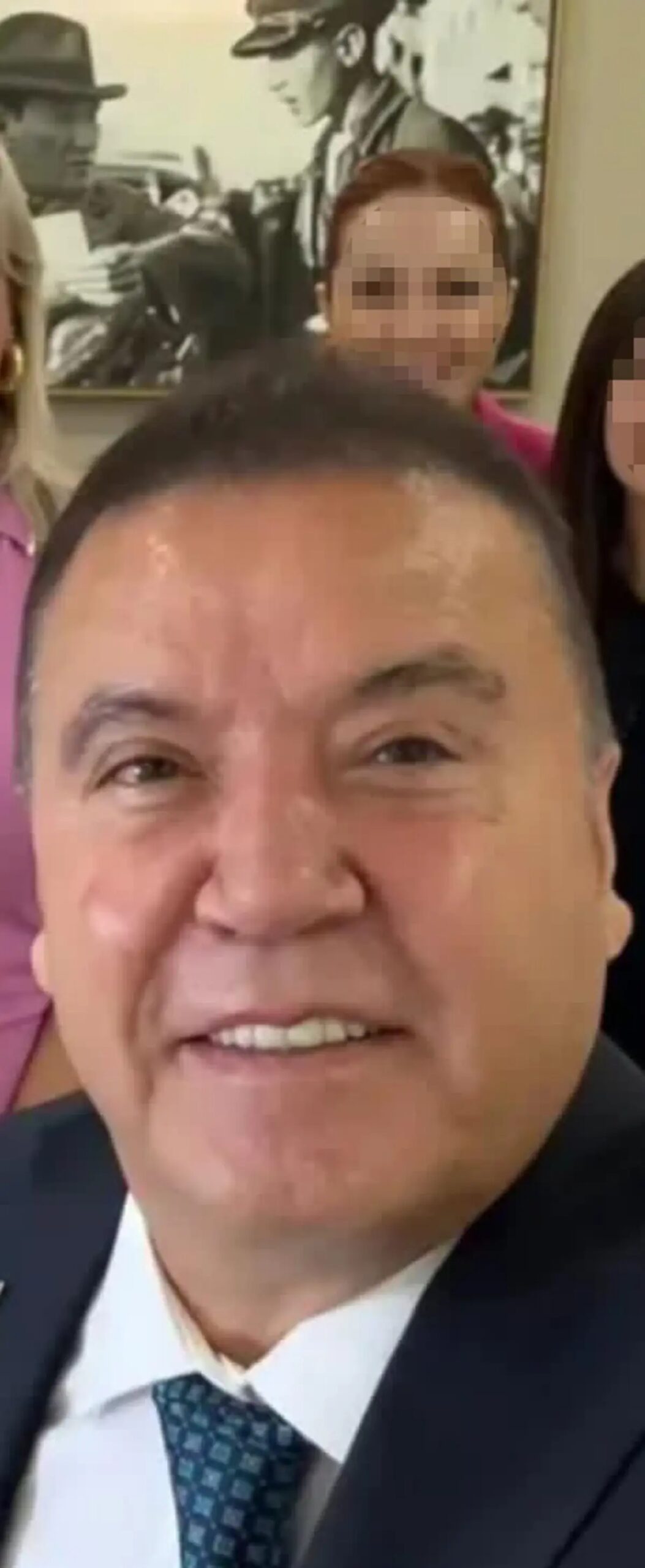 antalyada buyuksehir belediyesine operasyon 8 gozalti LKWKUuih.jpg