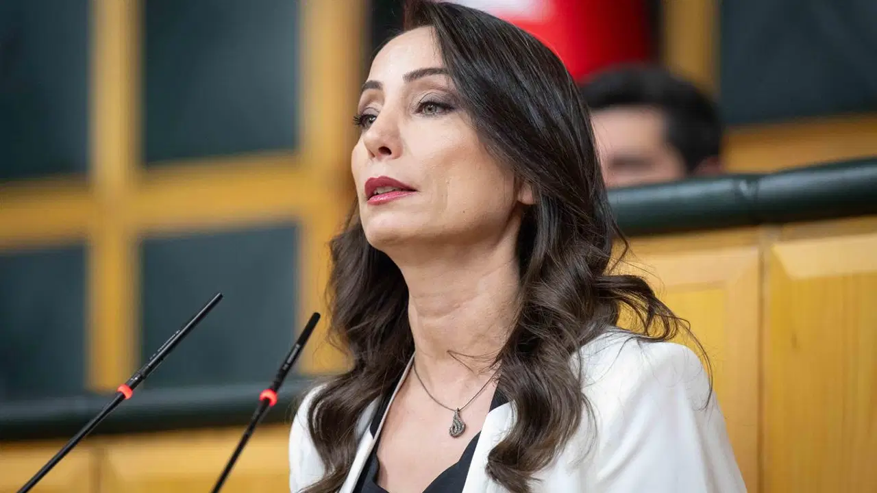 Tülay Hatimoğulları: “Gözaltı baskıları sona ermeli, 1 Mayıs kutlamaları engellenemez!”