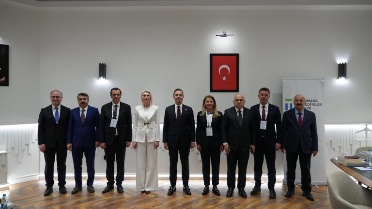 baskan-subasi-tekrar-encumen-uyesi-oldu-RXHROwua