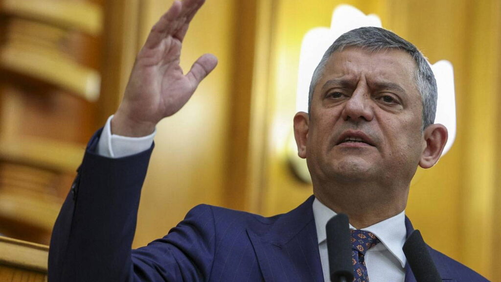 CHP’den Yeni Gelişme: Özgür Özel ve Özkan Yalım Arasındaki Yazışmaların Dosyaya Eklenmesi Talep Edildi