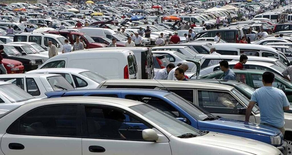 Gri ve Siyah Araba Renkleri Tarihe Karışıyor: Otomotiv Sektöründe Yeni Dönem