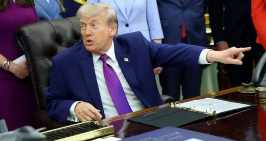 Trump’tan Küba’ya Yönelik Sert Açıklama: Askeri Müdahale İhtimali Dile Getirildi