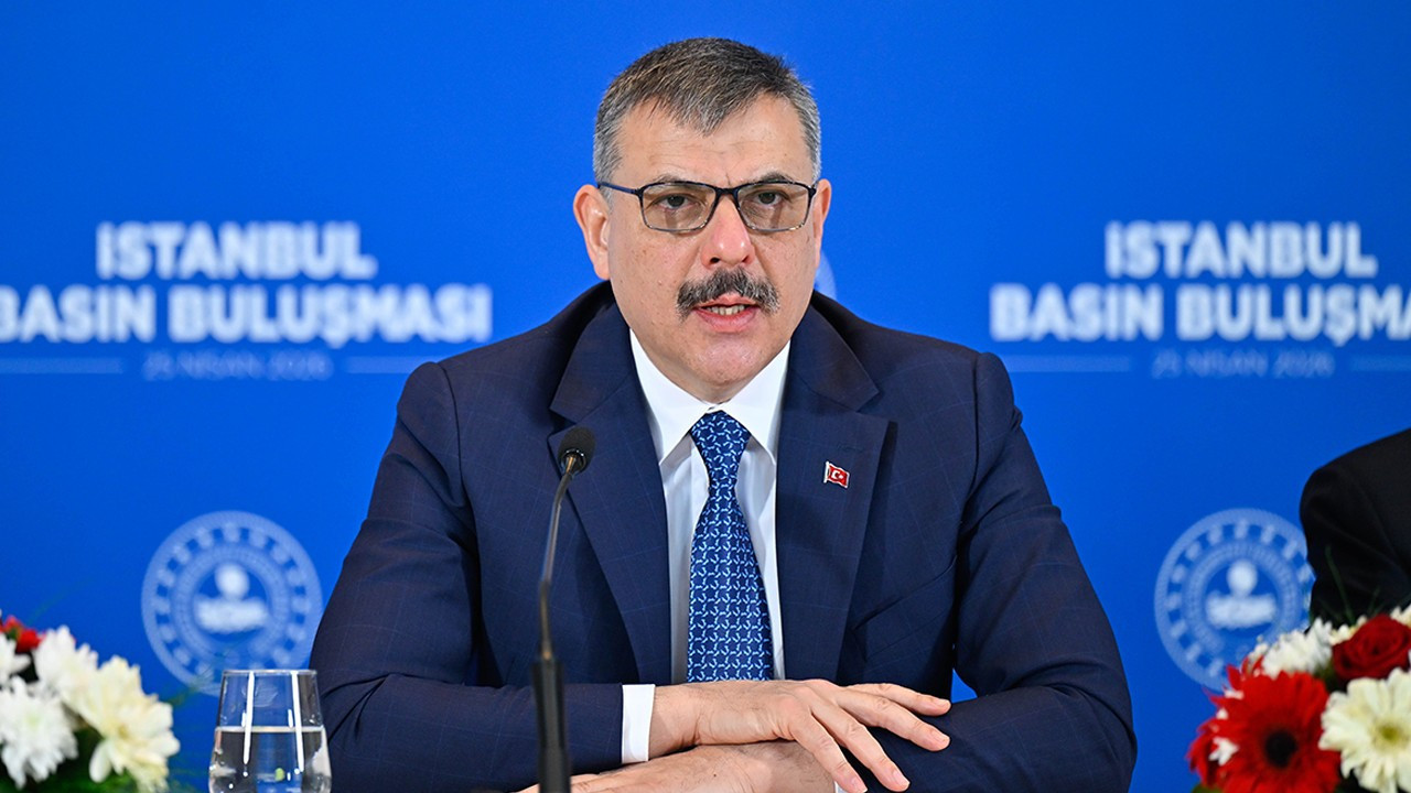 Bakan ciftci acikladi sahipsiz sokak hayvanlarinin yuzde 92si D8CHAODv