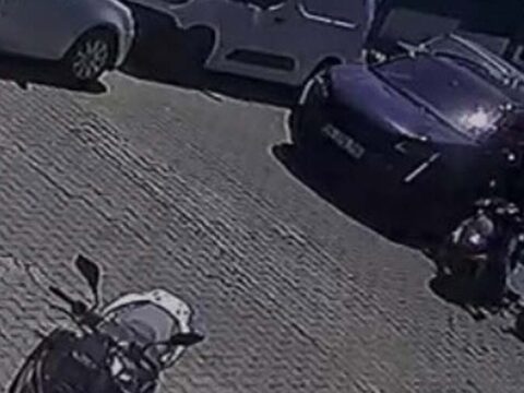 Trafikteki kavga guvenlik kamerasina yansidi Xc9Cpvtu