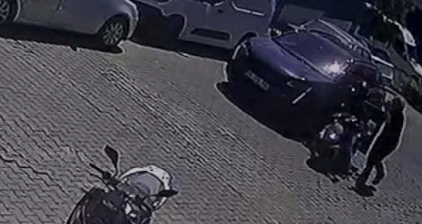 Trafikteki kavga guvenlik kamerasina yansidi Xc9Cpvtu